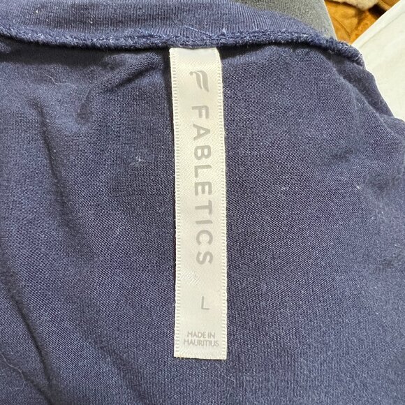 Fabletics side tie Navy T-Shirt Size L - Picture 7 of 7